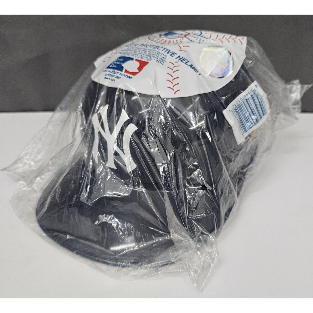 Vintage 1999 New York Yankees World Series Souvenir Helmet NEW SEALED Deadstock